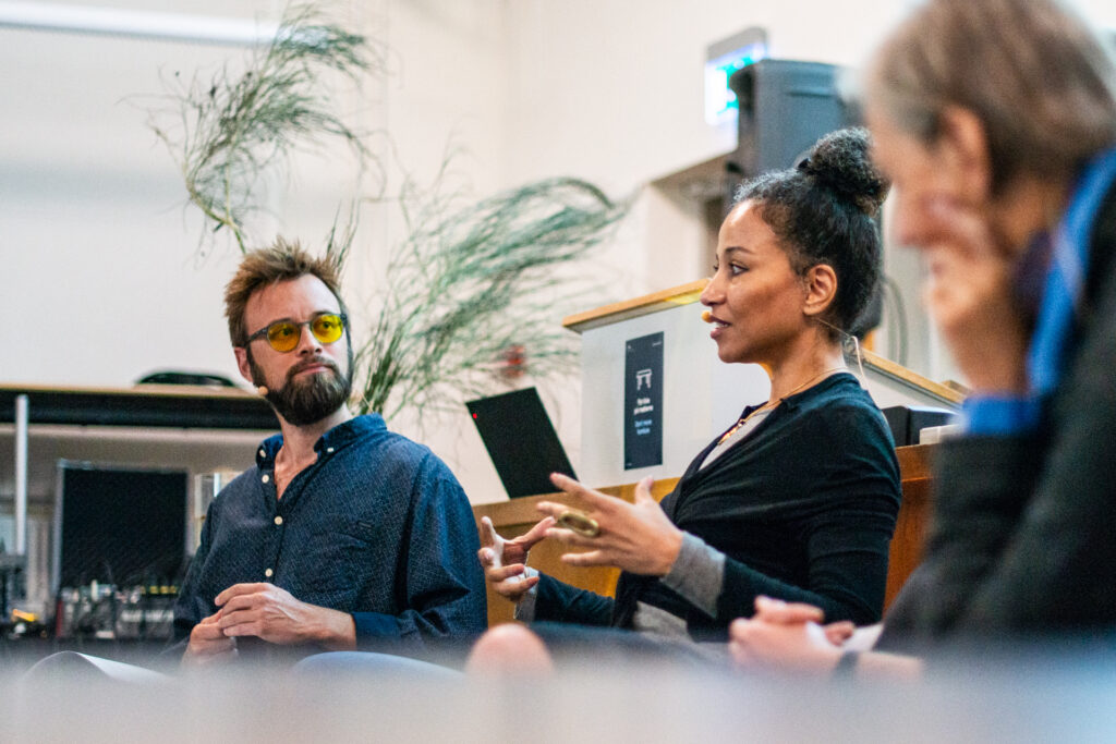 Panel discussion betwwen Jeppe Graugaard, Minna Salami, Charlotte Du Cann and Venus Jasper